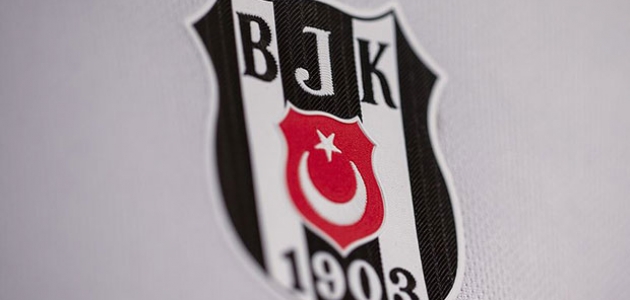 Beşiktaş’ta üç futbolcu ile bir personelin Kovid-19 testi pozitif çıktı