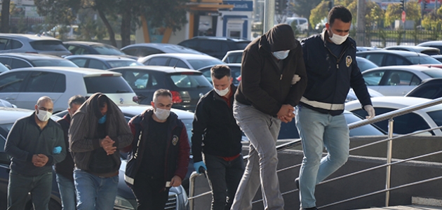 3 kişilik hırsızlık şüphelisi Konya’da yakalandı