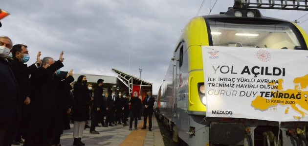 Avrupa’ya açılan ilk ihraç yük  treni Bulgaristan’a uğurlandı