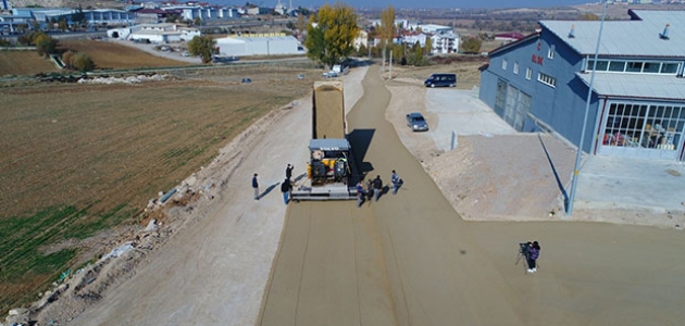 Yeni Sanayi Sitesinin sıcak asfalt çalışmaları başladı