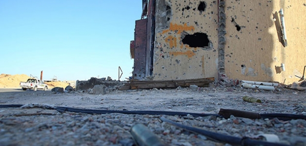 Hafter milisleri Libya ordusuna ait karargaha saldırdı