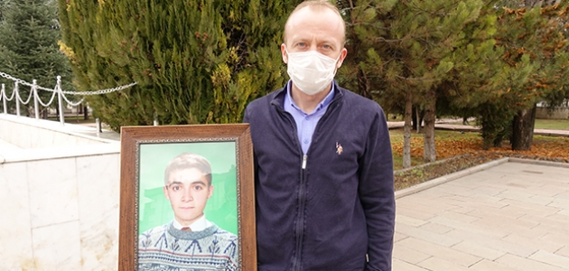 Kışlada öldürülen kayıp askerin naaşına 19 sene sonra ulaşıldı