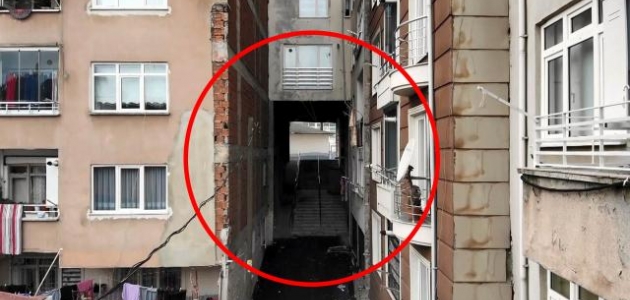 Karadeniz’de bu da görüldü: Altından sokak geçen apartman