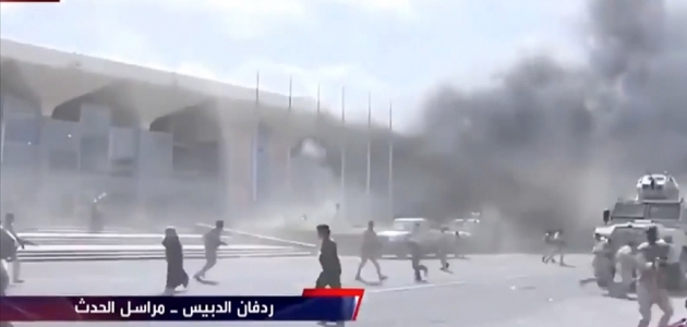 Aden Havalimanı’nda art arda patlamalar