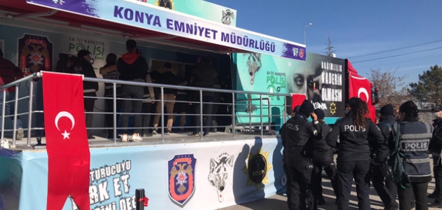 Konya'da hizmet verecek Narkotik Eğitim Tırı'nın açılışı yapıldı