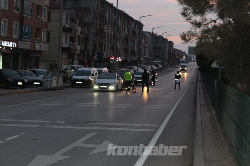 Konyalı nakkaş hayal ettiği motifleri tespihlere aşkla işliyor