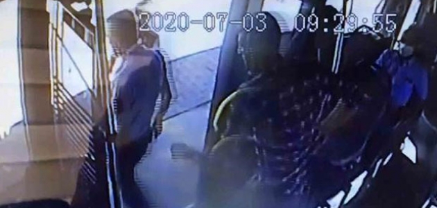 Konya'da güvenlik görevlisini otobüste bıçaklayan sanık hakim karşısında    