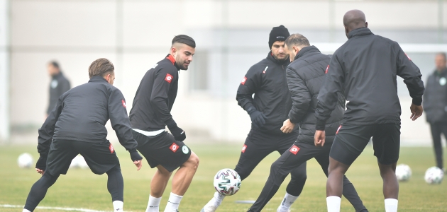Konyaspor, Göztepe maçının hazırlıklarını tamamladı