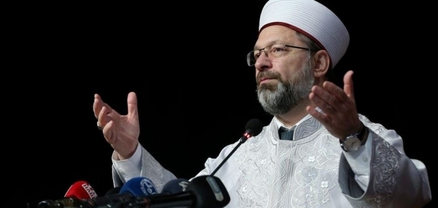  Erbaş'tan Yunanistan Başpiskoposu İeronimos'un Müslümanlara hakaret etmesine tepki