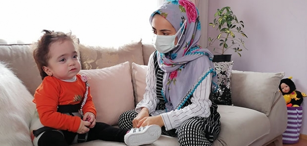 Konya’da Özşen çifti, kızlarının tedavi için yardım eli bekliyor