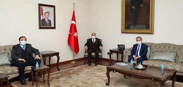  İlçe Belediye Başkanlarından Vali Özkan'a ziyaret