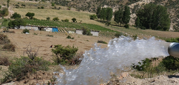 Küçük ölçekli sulama tesisleri ile tarım arazileri suya kavuşuyor
