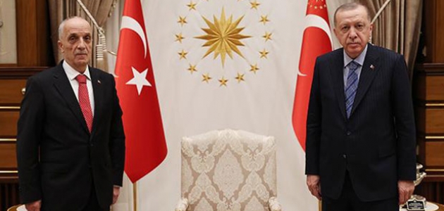  Cumhurbaşkanı Erdoğan, Türk-İş Genel Başkanı Atalay'ı kabul etti