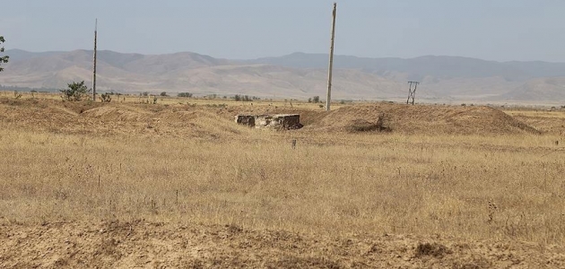 Azerbaycan Devlet Sınır Hizmeti, Ermenistan ordusunun Azerbaycan sınırında ateşkesi ihlal ettiğini açıkladı.