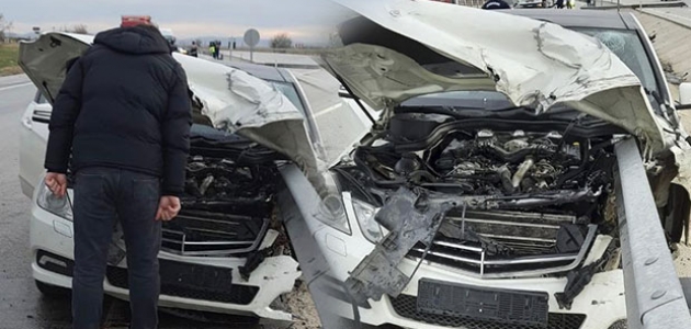 Konya’da otomobil bariyere saplandı: 1 ölü