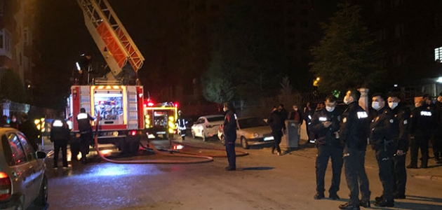 Konya’da 6 katlı bir binanın son katında korkutan yangın