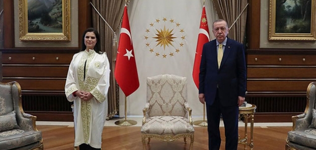  Cumhurbaşkanı Erdoğan üç üniversitenin rektörünü kabul etti
