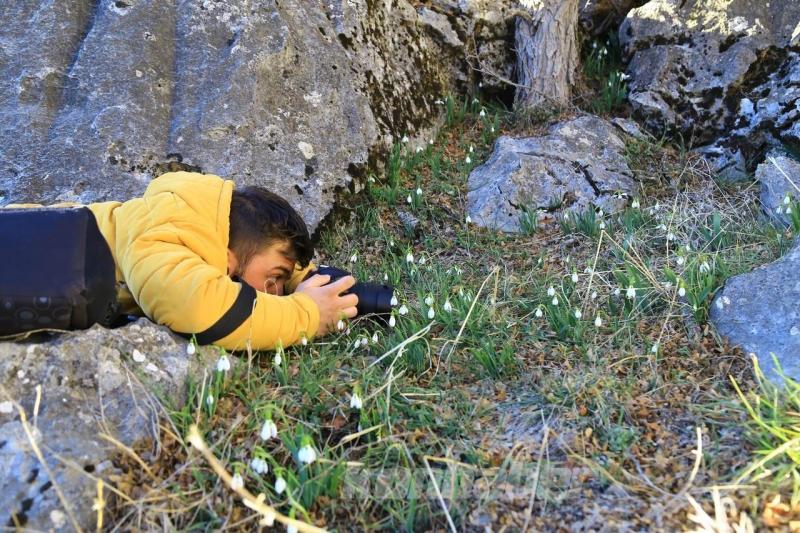 Orta Toroslarda kardelenler kara hasret çiçek açtı