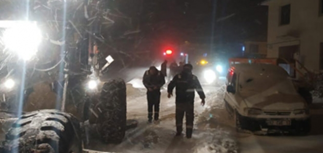 Konya’da karda mahsur kalan 14 kişi AFAD ekiplerince kurtarıldı