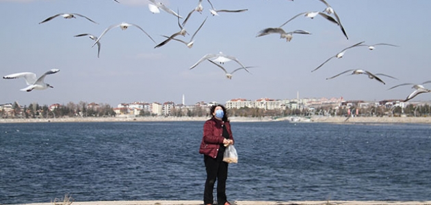 Περιορισμός σιωπής στις όχθες της λίμνης Beyşehir
