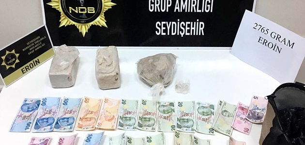 Cezaevinden izinli çıktı, 2 kilo 765 gram eroinle yakalandı