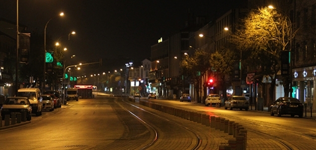 Sokağa çıkma kısıtlaması başladı! 21 Mart Pazar günü sokağa çıkma yasağı hangi illerde var?