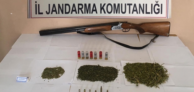  Konya'da uyuşturucu operasyonu: 2 gözaltı