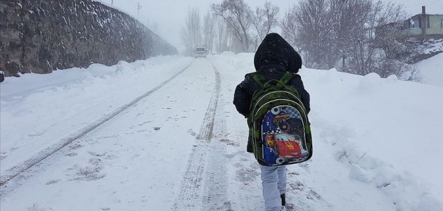 Konya’nın ilçelerinde eğitime kar engeli!