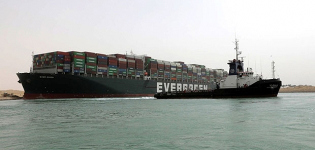  Süveyş Kanalı'nda sıkışan gemi dünya lojistik sektörünün gündemini değiştirdi
