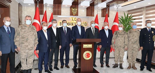 İçişleri Bakanı Soylu'dan emekli amirallerin açıklamasına tepki: Sabrımızı zorlamasınlar