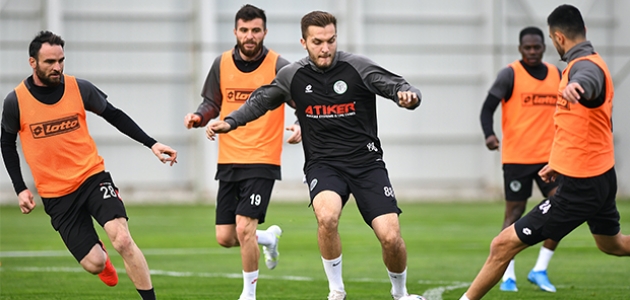Konyaspor, Çaykur Rizespor maçının hazırlıklarına başladı