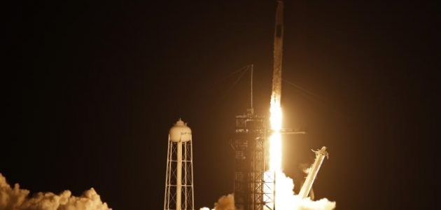SpaceX, ikinci kez uzay istasyonuna astronot gönderdi