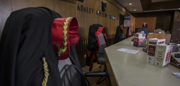 HSK'dan tam kapanma tedbirleri: Duruşmalar ertelenebilir