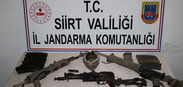 3 PKK’lı teröristin öldürüldüğü bölgede silah ve mühimmat ele geçirildi
