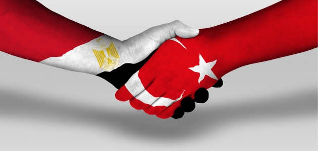 Mısır-Türkiye Yakınlaşması NEÜ’de Masaya Yatırılıyor
