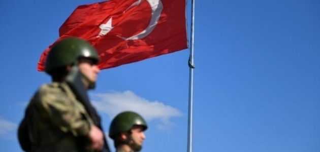 Yunanistan’a kaçmaya çalışan 2’si PKK’lı 3 kişi yakalandı