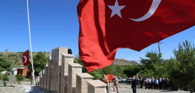  Teröristlerce şehit edilen 12 sivil törenle anıldı