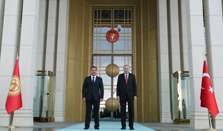 Kırgızistan Cumhurbaşkanı Sadır Caparov Ankara'da
