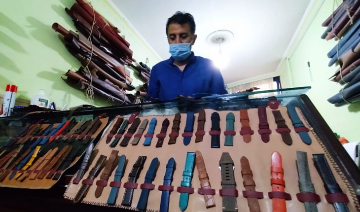 Konya'da el işçiliğiyle üretilen saat kordonları Dünya'ya ihraç ediliyor
