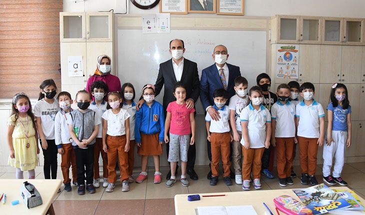 Başkan Altay ve Başkan Kavuş öğrencilerle buluştu