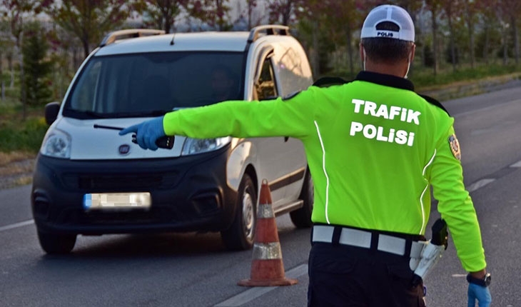 Konya’da kural ihlali yapan bin 596 sürücüye ceza