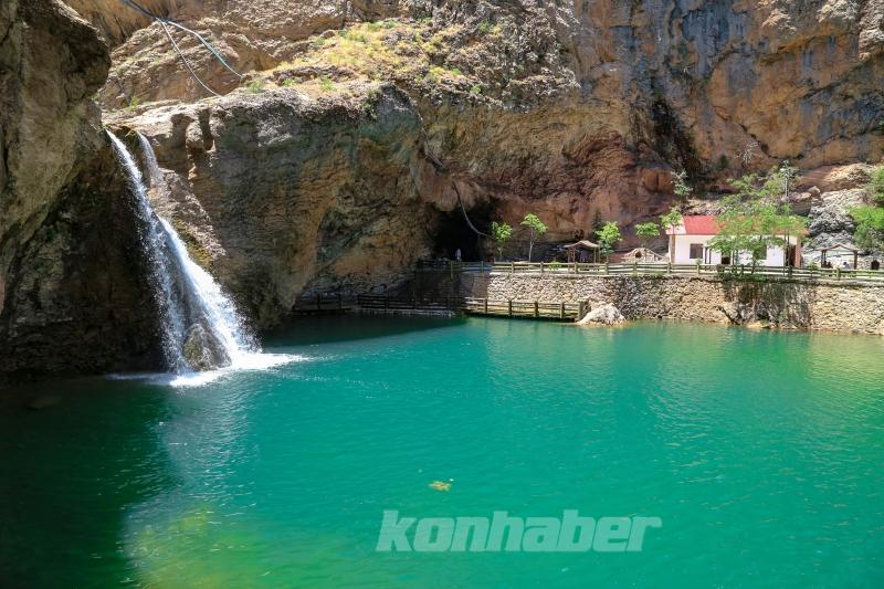 Doğaseverlerin uğrak noktası: Çetmi Şelalesi