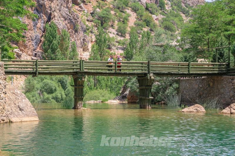 Doğaseverlerin uğrak noktası: Çetmi Şelalesi