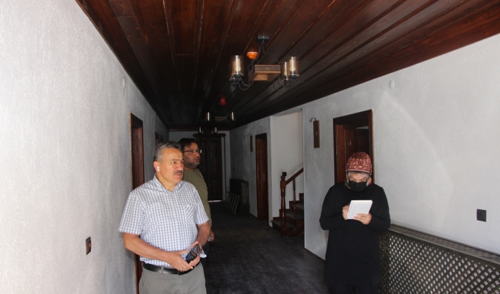 Başkan Tutal, Köseleci evinde incelemelerde bulundu