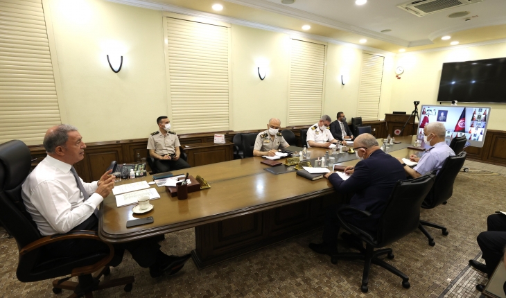 Milli Savunma Bakanı Akar'dan, video telekonferans yöntemiyle toplantı