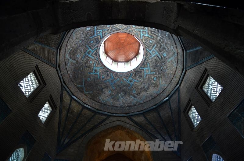 Selçuklu mimarisinin kalbi Konya, kültür varlıklarıyla turistlerin ilgisini çekiyor