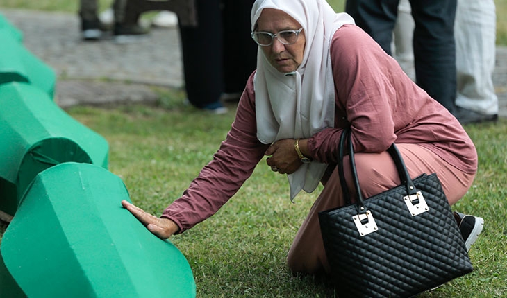 Srebrenitsa’da 19 soykırım kurbanı daha defnedildi
