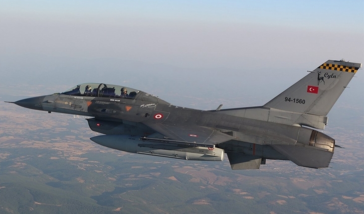 Türk F-16'ları NATO görevinde