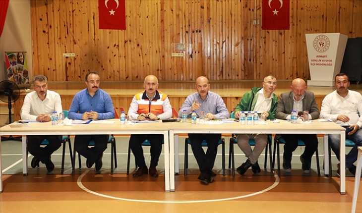 Bakanlar Soylu ve Karaismailoğlu sel bölgelerinde incelemelerde bulundu