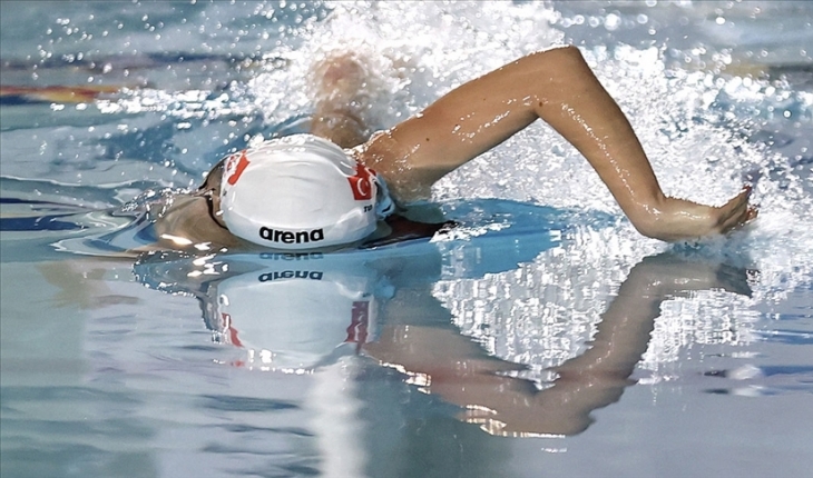 2020 Tokyo Olimpiyat Oyunlarında milli yüzücü Defne Taçyıldız yarı finalde